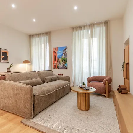 Aria Di Apartment